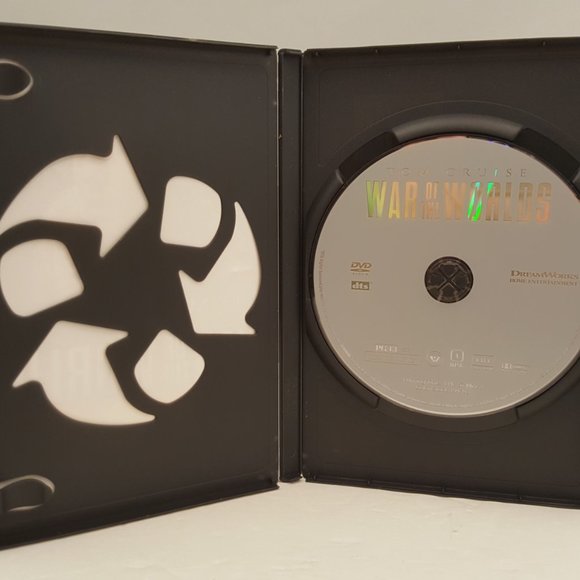 WAR OF THE WORLDS DVD Full Screen 2005 USED - Picture 4 of 9